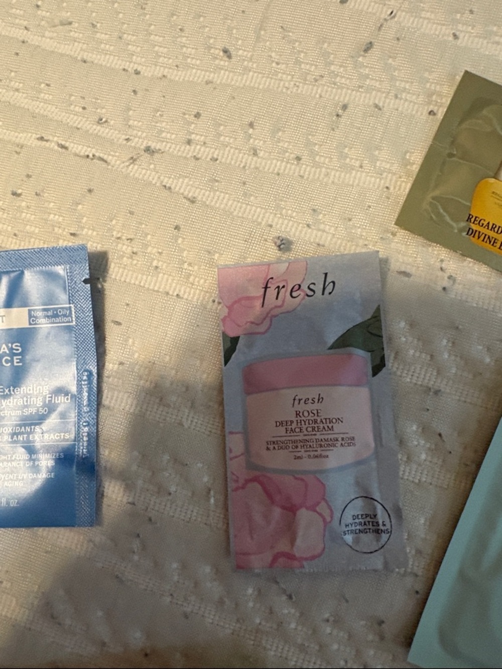 Assorted Single-Use Face, lip and Foot Masks - Mixed Colors 16 total. - Picture 7 of 16